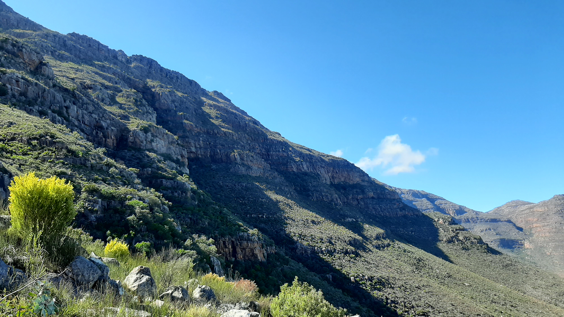 Spectacular mountain valley view from elevated 4x4 trail position
